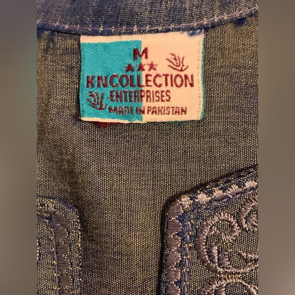 KNCollection Embroided Blouse - Picture 5 of 6